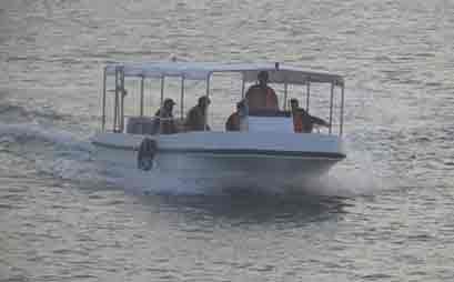 water-taxi-boat