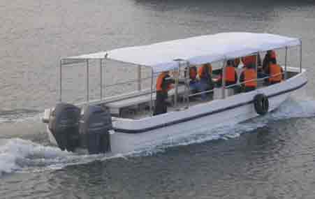 water-taxi-boat